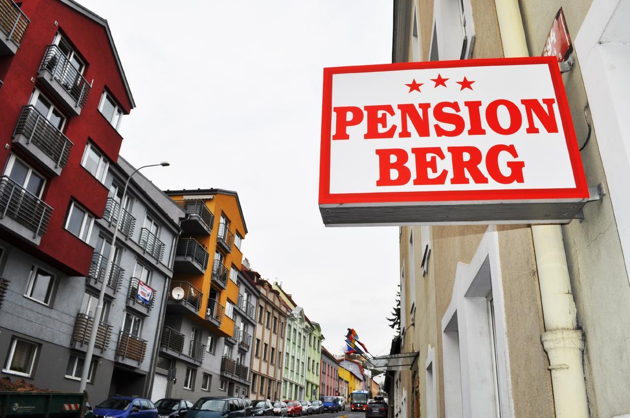 Pension Berg Praga Exterior foto